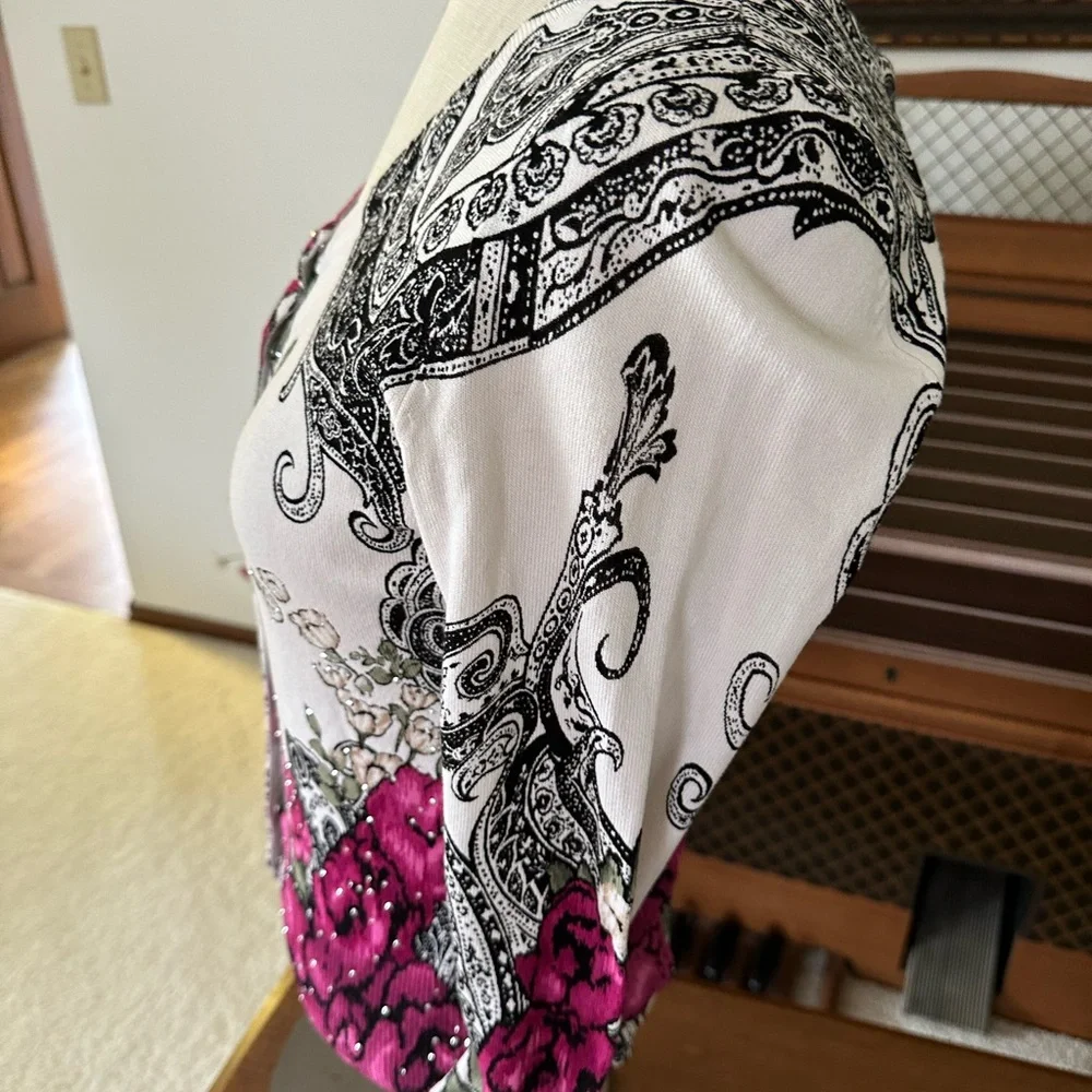 White House Black Market Long Sleeve Jewel Button floral and Paisley Sweater. S